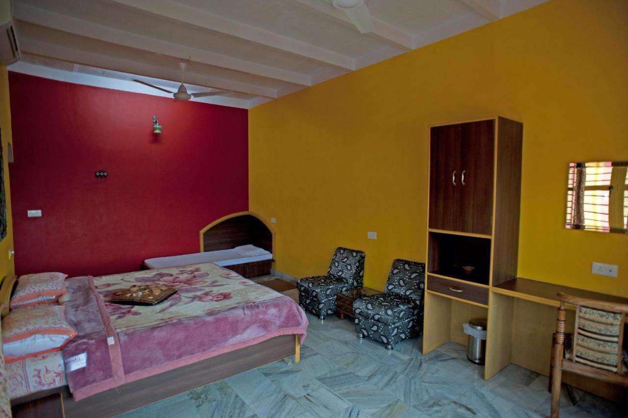 Ganpati Guest House Varanasi Ngoại thất bức ảnh