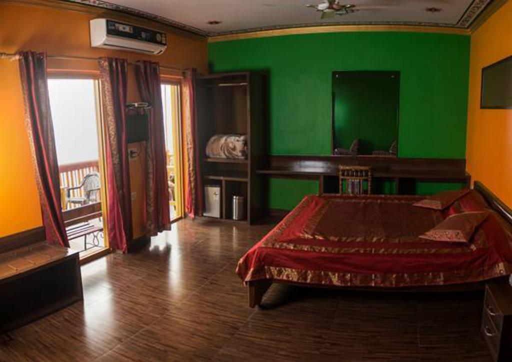 Ganpati Guest House Varanasi Ngoại thất bức ảnh